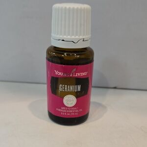 Young Living Geranium Essential Oil